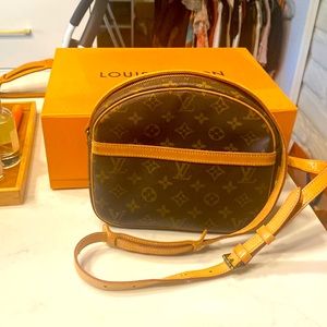 Louis Vuitton Senlis Cross Body